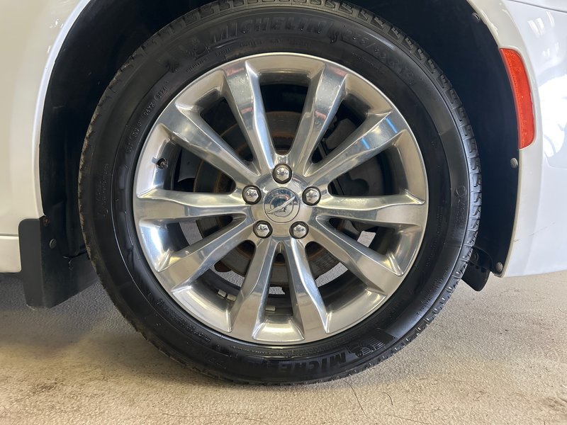 2018 Chrysler 300 Limited