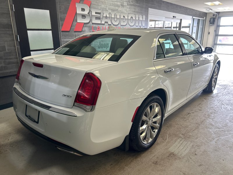 2018 Chrysler 300 Limited