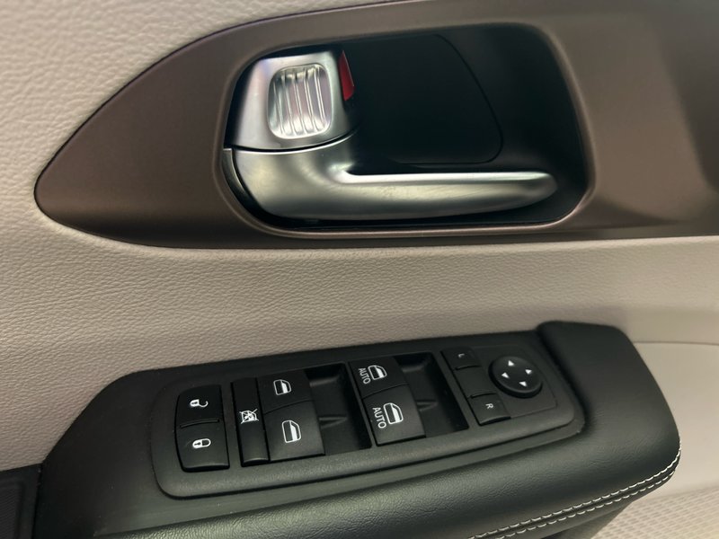 Chrysler Grand Caravan SXT SXT 2023