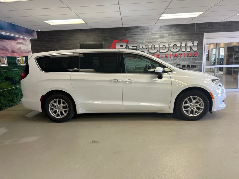 Chrysler Grand Caravan SXT SXT 2023