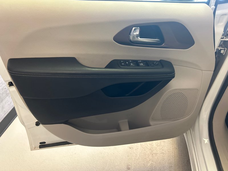 Chrysler Grand Caravan SXT SXT 2023
