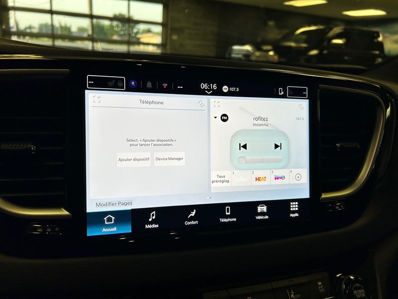 2025 Chrysler Grand Caravan SXT