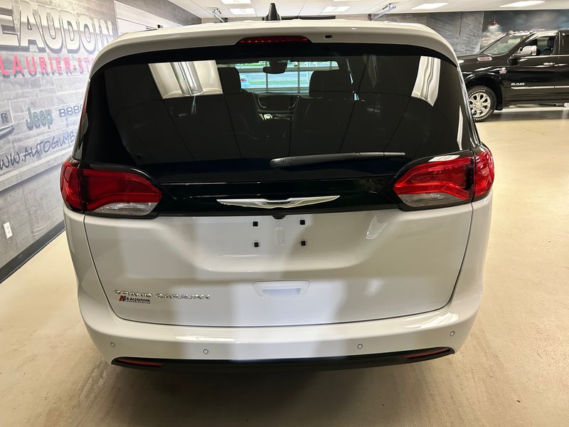 2025 Chrysler Grand Caravan SXT