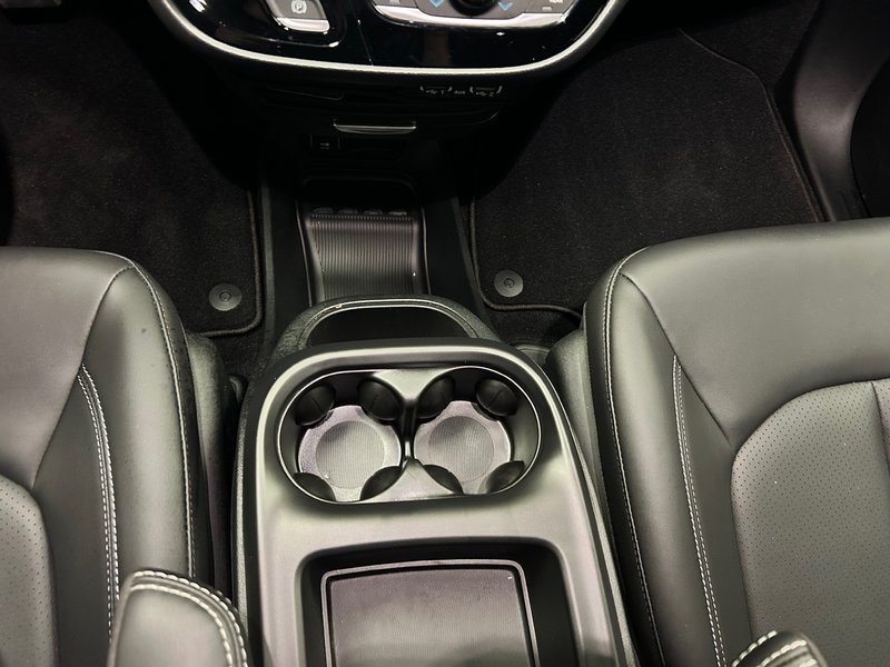 2025 Chrysler Grand Caravan SXT