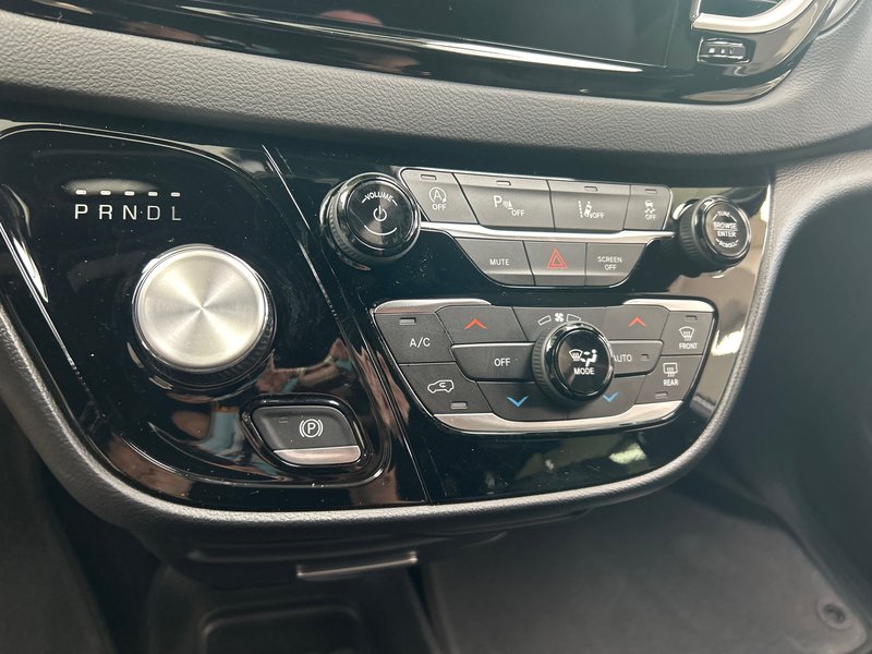 Chrysler Grand Caravan SXT 2026