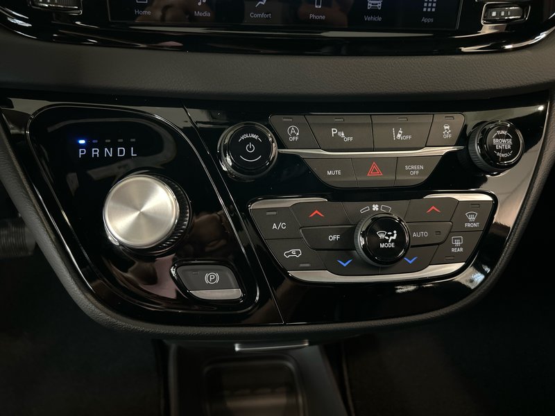 Chrysler Grand Caravan SXT 2026