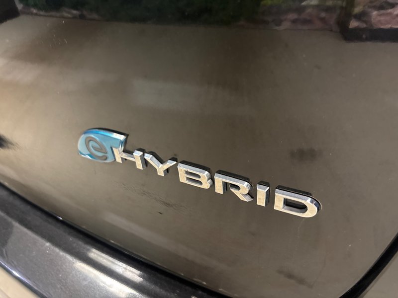 Chrysler PACIFICA HYBRID LIMITED Limited 2021