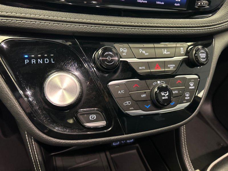 2022 Chrysler PACIFICA LIMITÉE