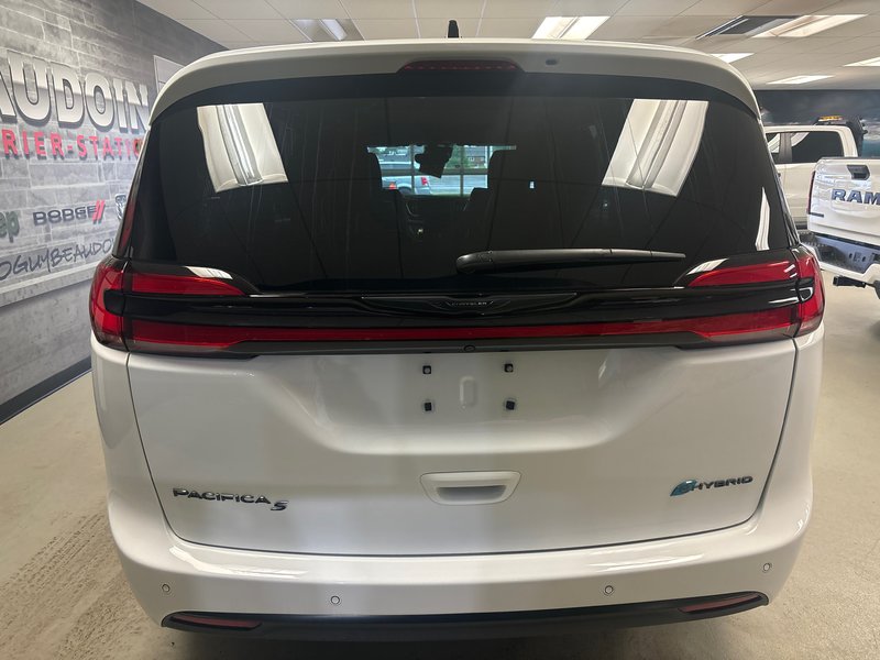 Chrysler Pacifica Hybrid PREMIUM S APPEARANCE 2024