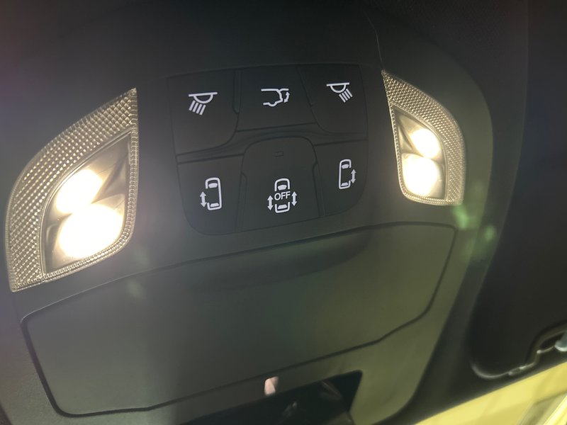Chrysler Pacifica Hybrid SELECT 2025