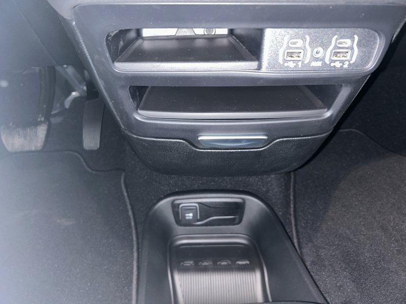Chrysler Pacifica Hybrid SELECT 2025