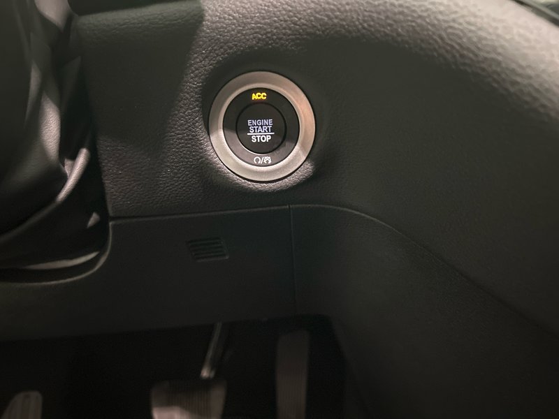 Chrysler Pacifica Hybrid SELECT 2025
