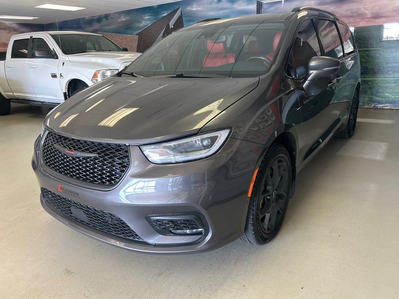 2021 Chrysler PACIFICA LIMITED Limited