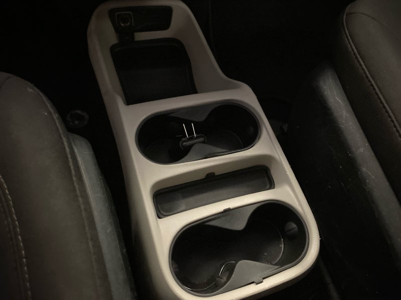 Chrysler Pacifica LX 2017