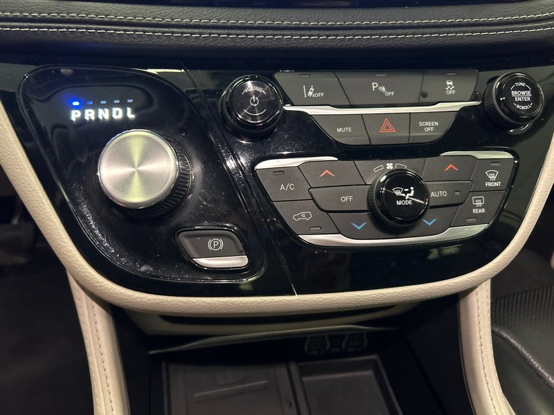 2023 Chrysler Pacifica LIMITÉE