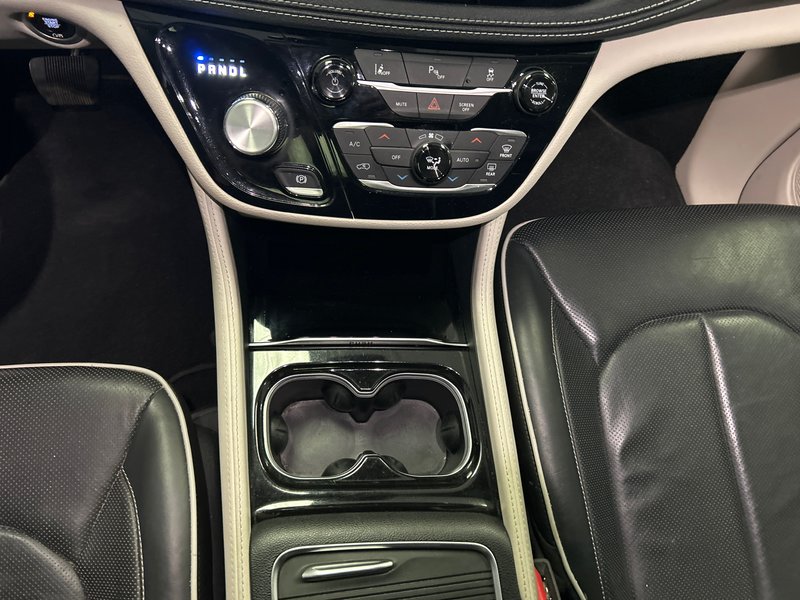 2023 Chrysler Pacifica LIMITÉE