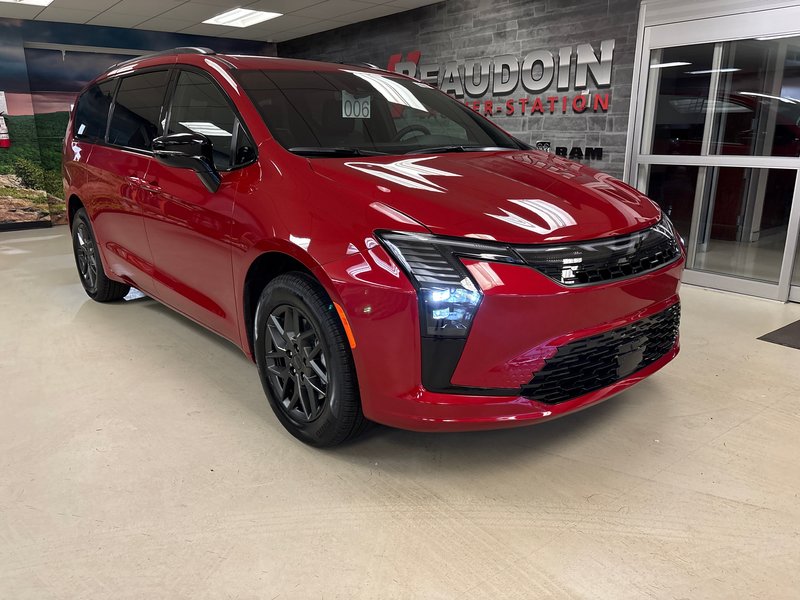 Chrysler Pacifica SELECT AWD 2027