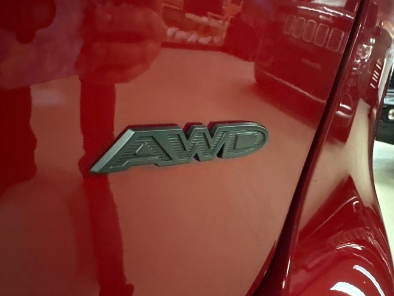 Chrysler Pacifica SELECT AWD 2027