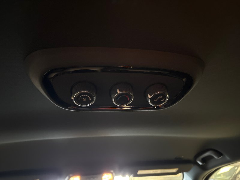 Dodge Durango GT 2025 ENSEMBLE REMORQUAGE * CONTRÔLE DE FREIN * SIÈGES ET VOLANT CHAUFFANTS