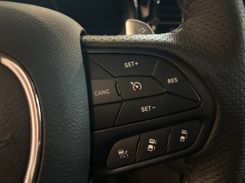 Dodge Durango GT HEMI V8 PREMIUM 2026 SIÈGES AVANT CHAUF. VENTILÉS* SIÈGES CHAUF. 2E RANGÉE* ENSEMBLE TOW`NGO* ENSEMBLE BLACK TOP 2.0*