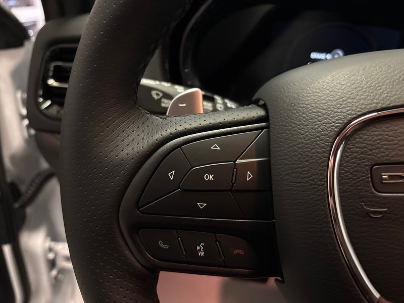 Dodge Durango GT PLUS 2026 ENSEMBLE BLACKTOP* SIÈGES AVANT ET ARRIÈRE CHAUF.* SIÈGES AVANT VENTILÉS* FREIN DE REMORQUE