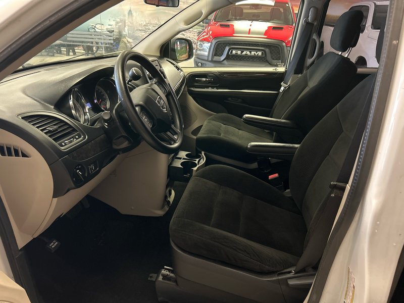 2015 Dodge GR CARAVAN Canada Value Package