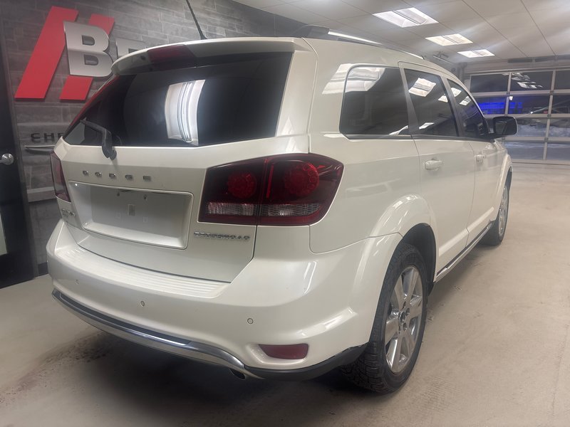 Dodge Journey Crossroad AWD 2016 Sièges et volant chauffants * Démarreur à distance * 5 places * Entrée sans clé * Caméra recul