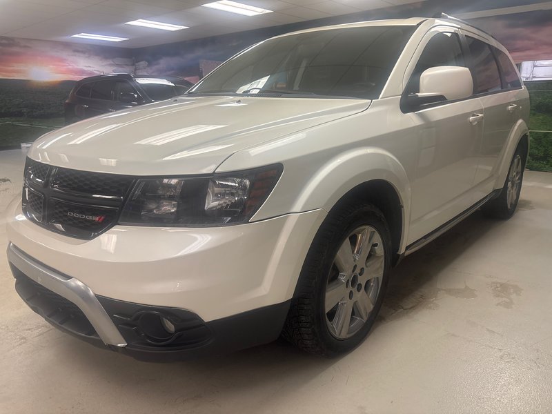 Dodge Journey Crossroad AWD 2016 Sièges et volant chauffants * Démarreur à distance * 5 places * Entrée sans clé * Caméra recul