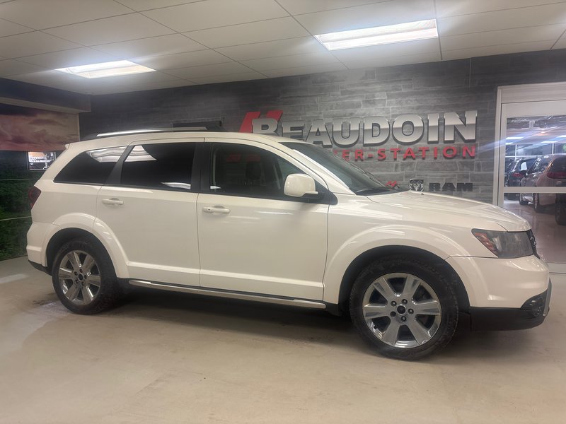 Dodge Journey Crossroad AWD 2016 Sièges et volant chauffants * Démarreur à distance * 5 places * Entrée sans clé * Caméra recul