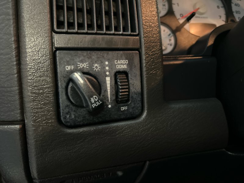 2004 Dodge RAM 1500 ST/SLT SLT