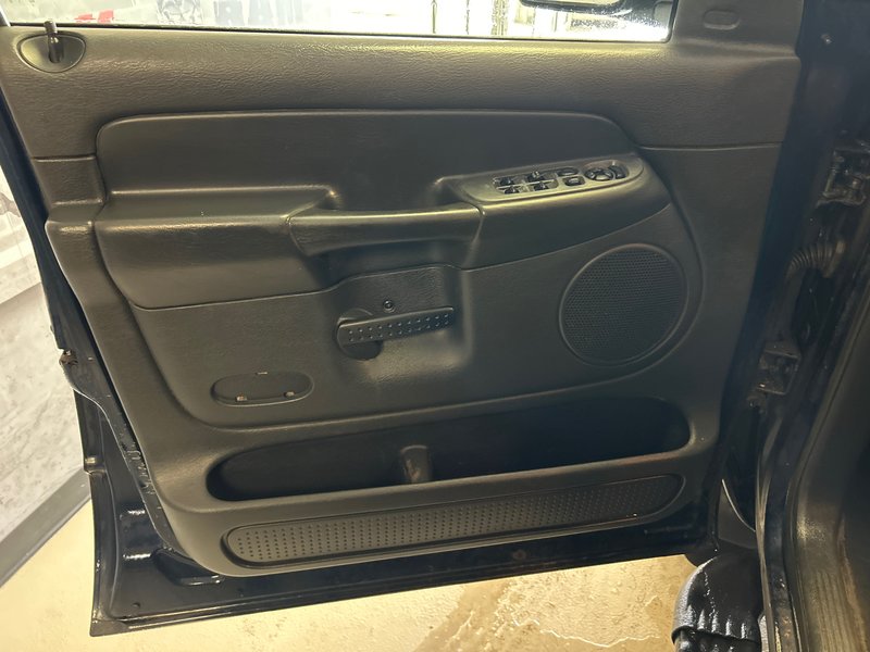 2004 Dodge RAM 1500 ST/SLT SLT