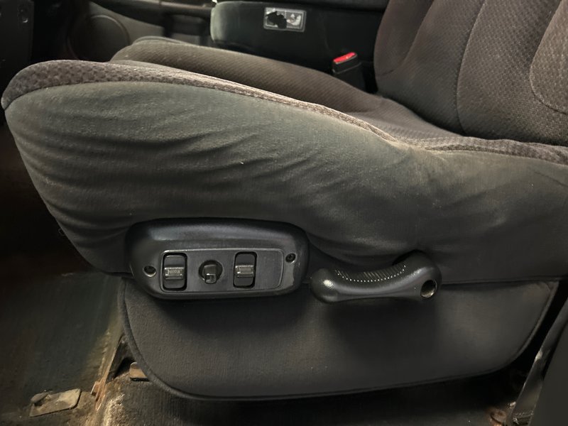 2004 Dodge RAM 1500 ST/SLT SLT