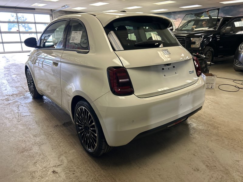 Fiat 500e RED 2025 100% ÉLECTRIQUE * SIÈGES AVANT CHAUFFANTS