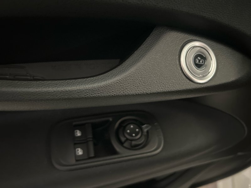 Fiat 500e RED 2025 100% ÉLECTRIQUE * SIÈGES AVANT CHAUFFANTS