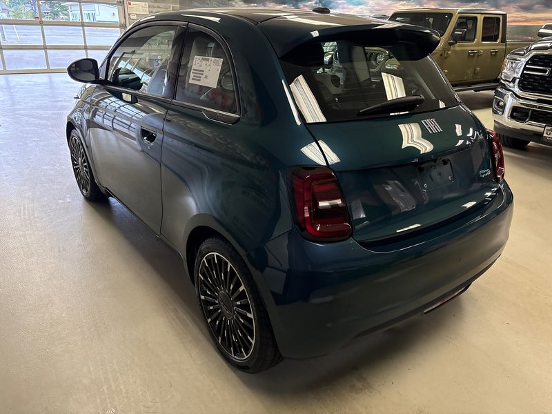Fiat 500e POP 2026 SIÈGES CHAUF.* RÉGULATEUR DE VITESSE* SELECTEUR E-MODE* CARPLAY/ANDROID AUTO* 230 KM D'AUTONOMIE