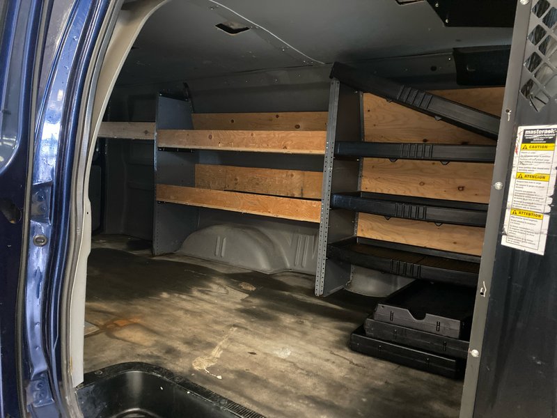 Ford ECONOLINE E350 SD VAN Commercial 2011