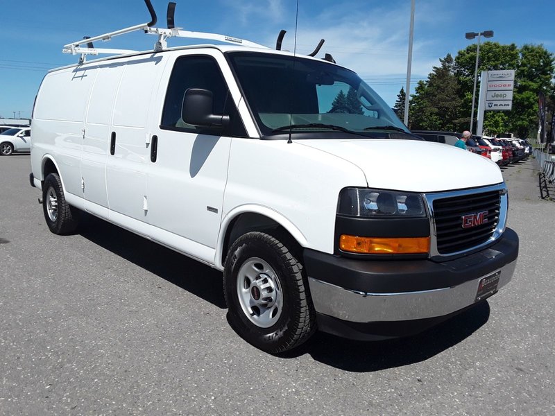 2018 gmc cargo van
