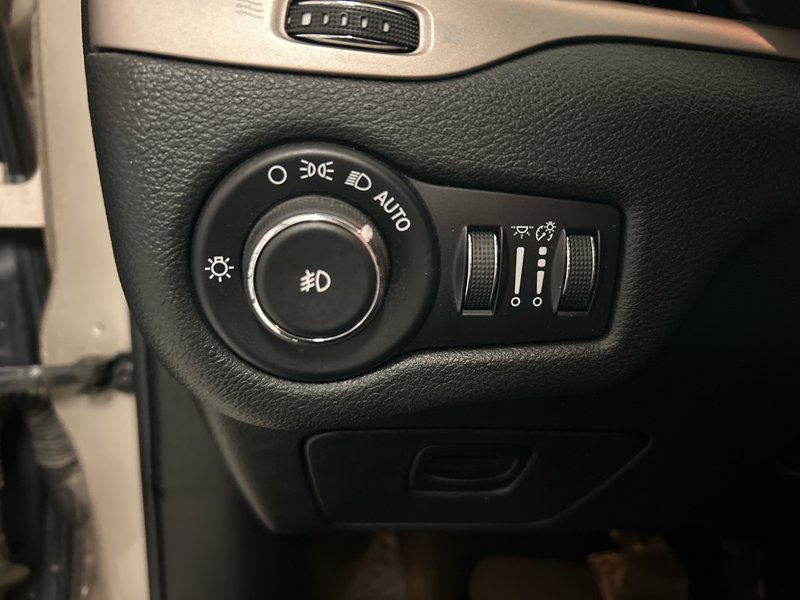 Jeep CHEROKEE LATITUDE North 2015