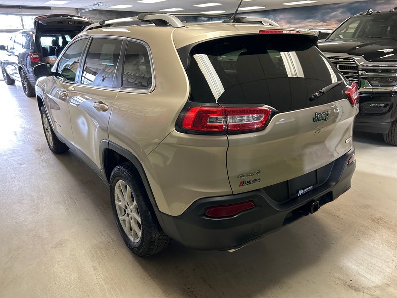 Jeep CHEROKEE LATITUDE North 2015
