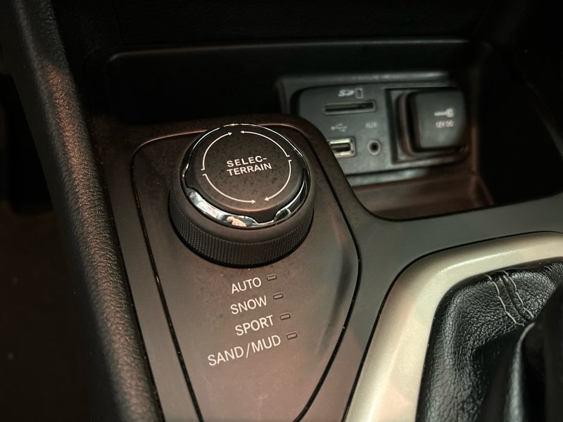 Jeep CHEROKEE LATITUDE North 2015