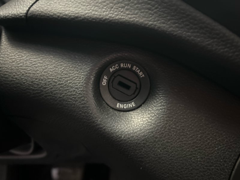 2019 Jeep CHEROKEE LATITUDE North