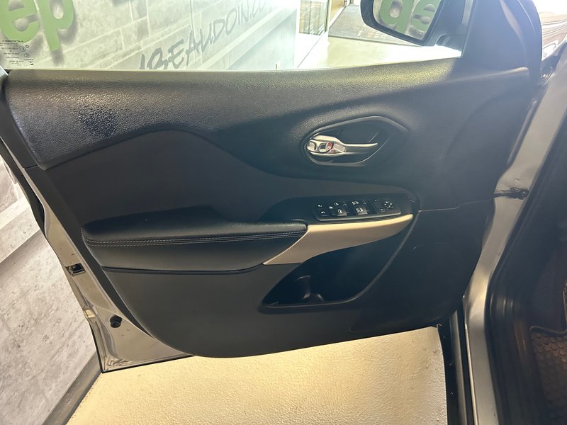 Jeep Cherokee North 2018
