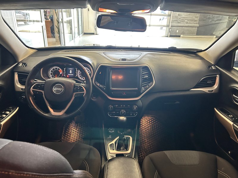 Jeep Cherokee North 2018