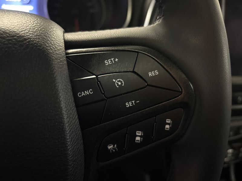 2023 Jeep Cherokee Trailhawk