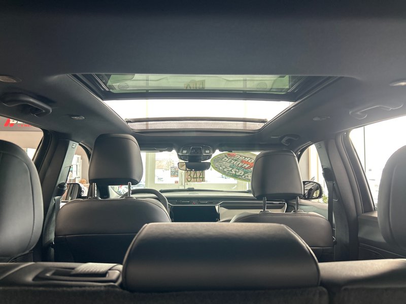 Jeep Cherokee LIMITED 2026