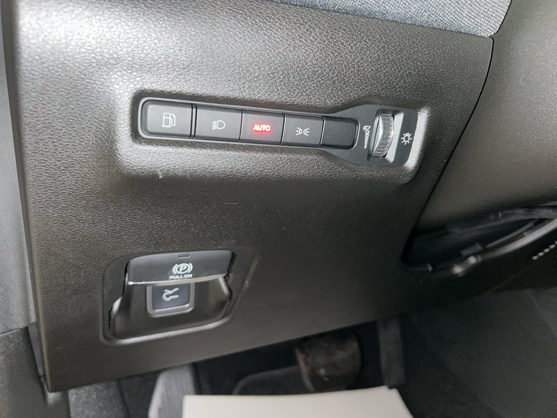 Jeep Cherokee BASE 2026