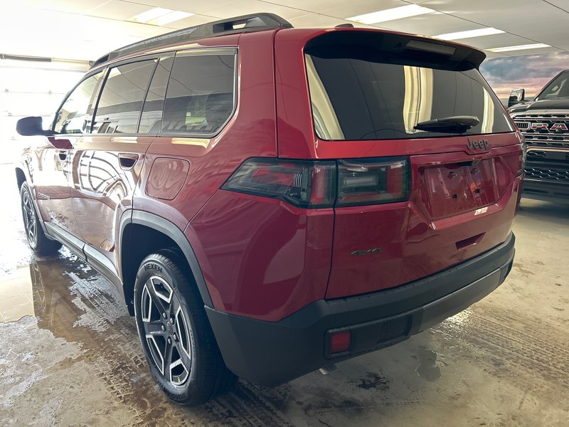 Jeep Cherokee LAREDO 2026