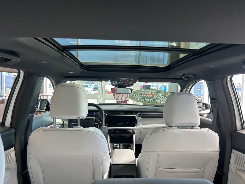 Jeep Cherokee LIMITED 2026