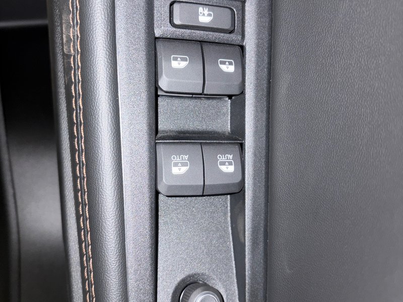 Jeep Cherokee OVERLAND 2026