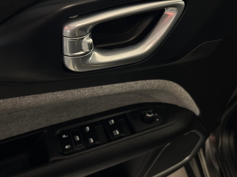 2023 Jeep Compass Sport